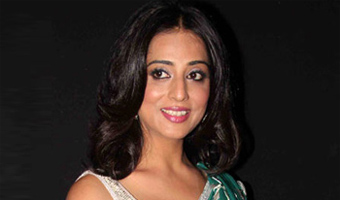 Mahie goes glam in 'Zanjeer', excited